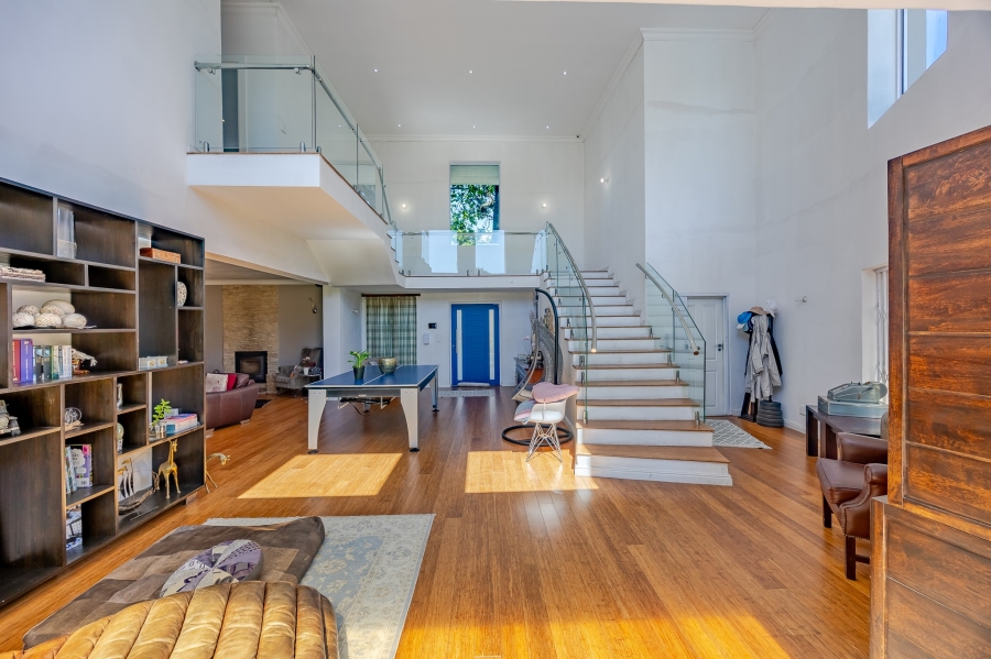 5 Bedroom Property for Sale in Kenilworth Upper Western Cape